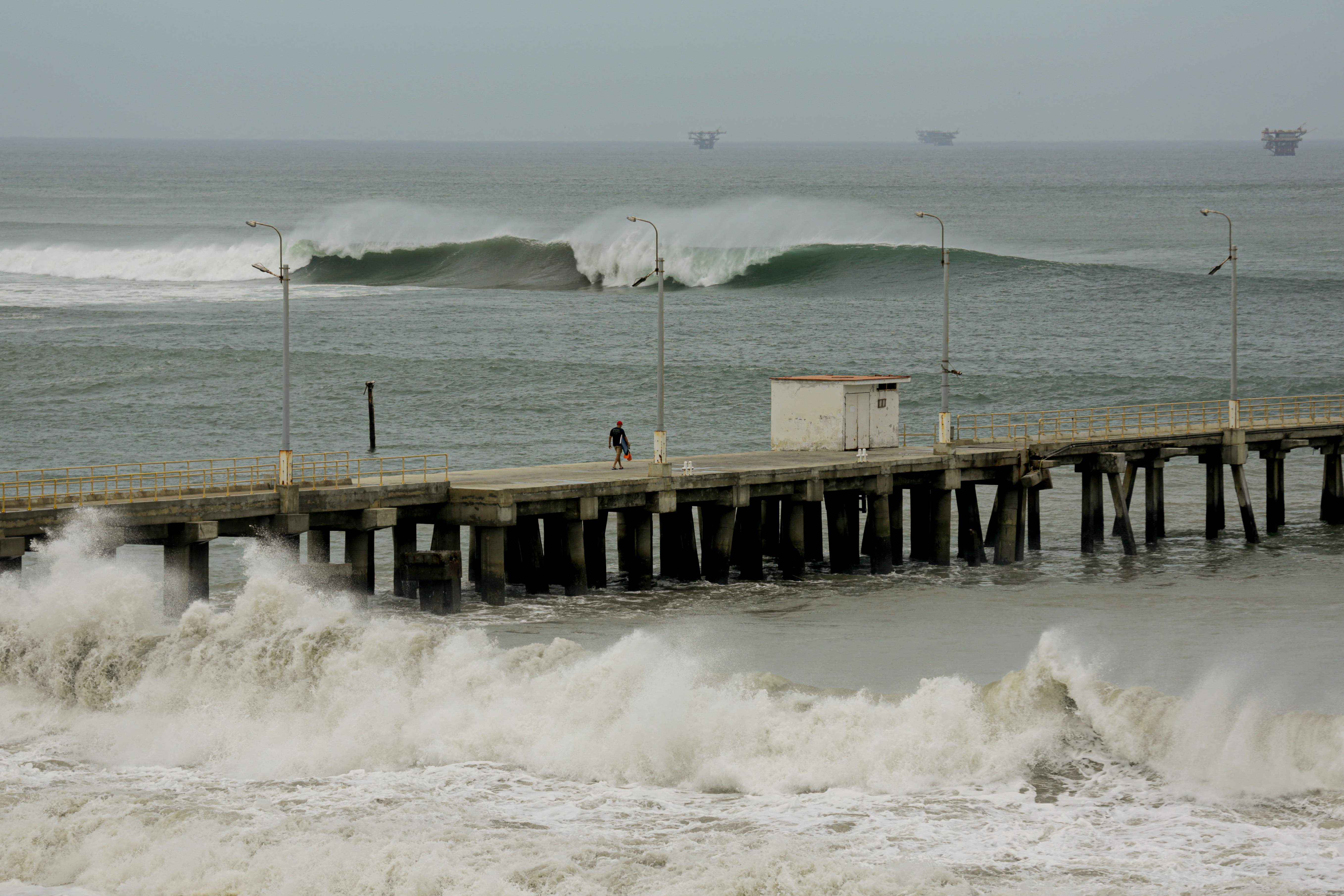 “沿海冲刺：海岸线上的极速狂奔”