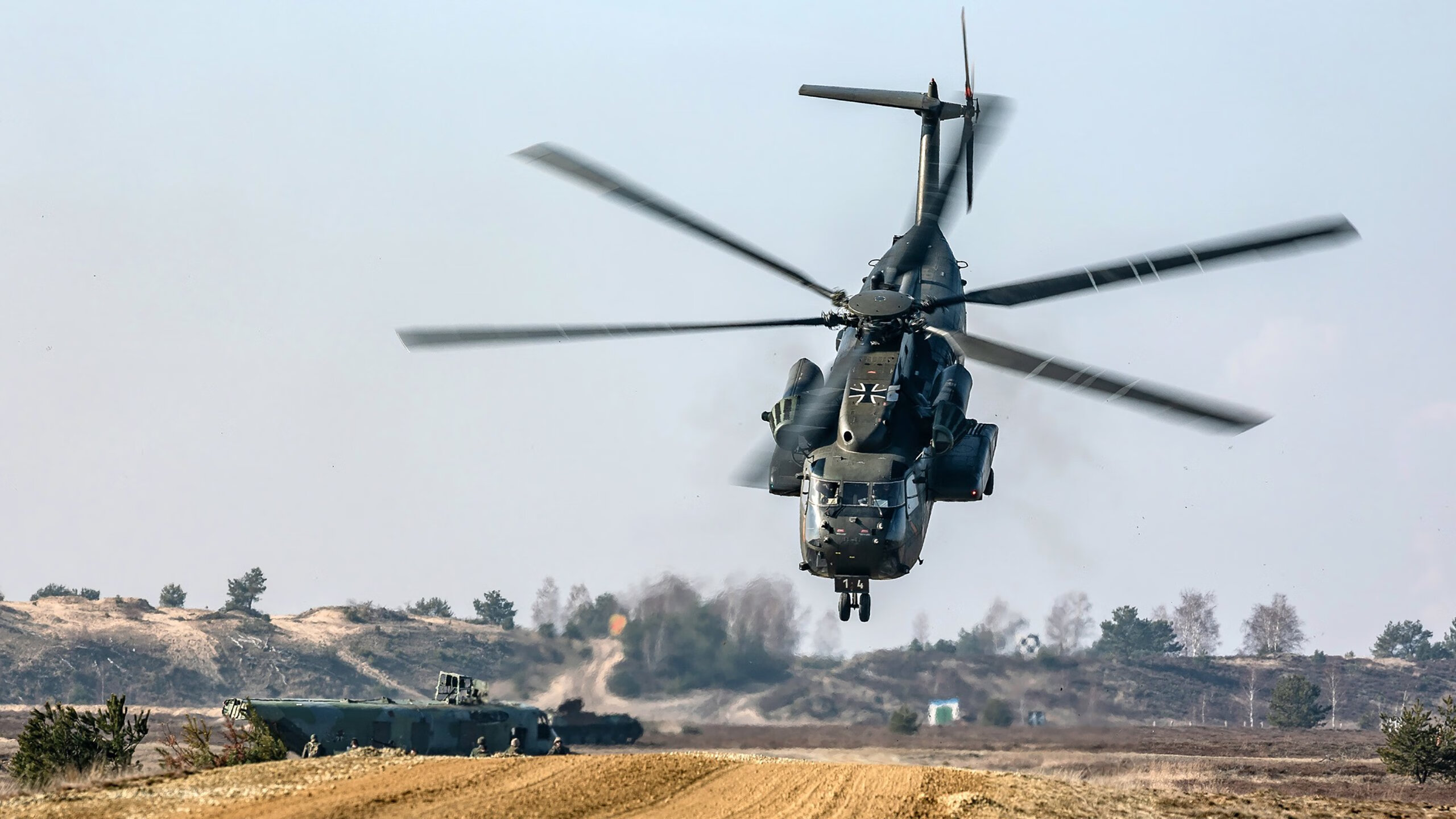 乐鱼官方登录入口-灰熊篮网激战，两队实力对比不分上下，nba篮网灰熊