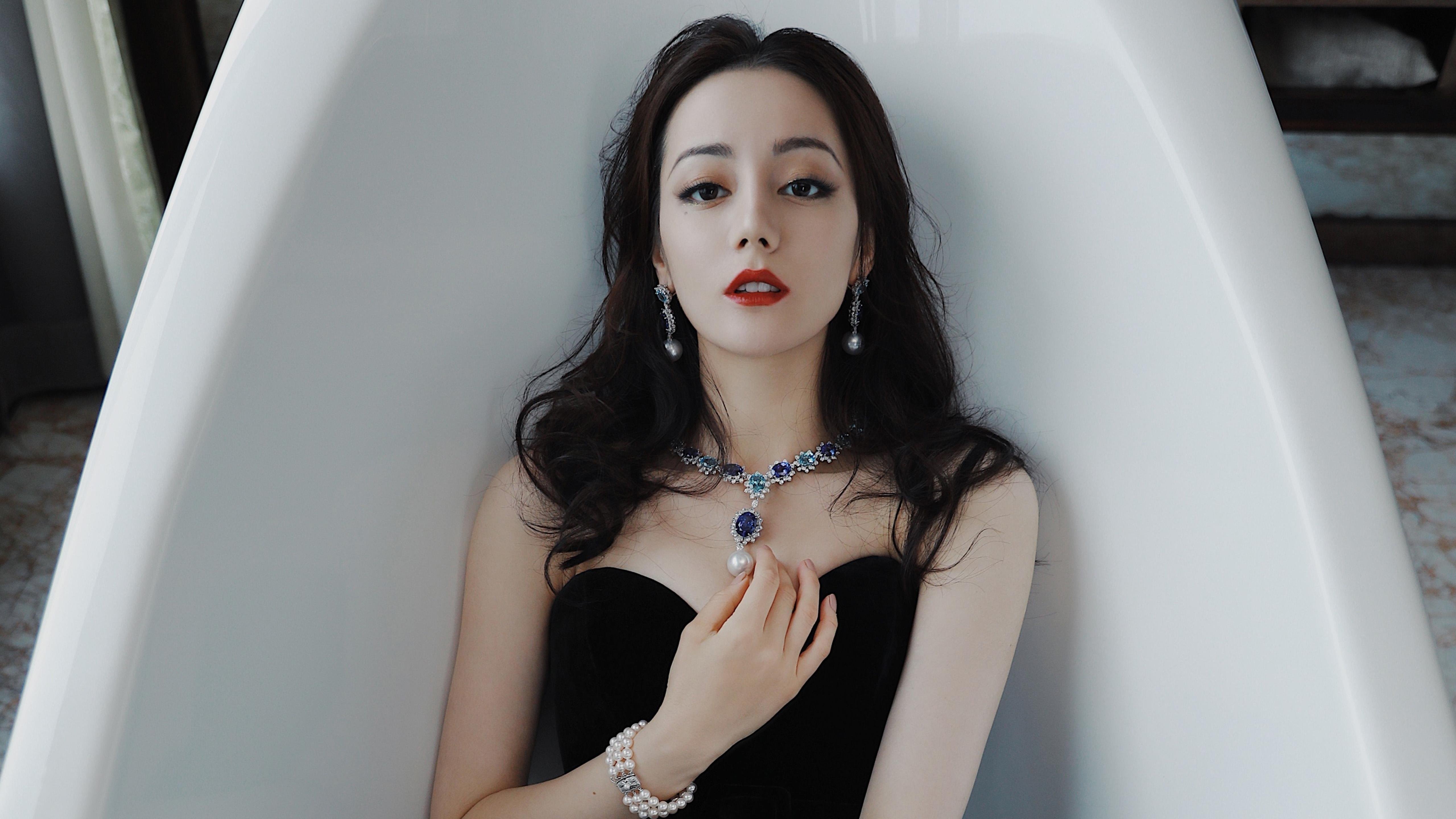 女篮国家队增加控卫战术任务提高组织能力，中国女篮控卫照片