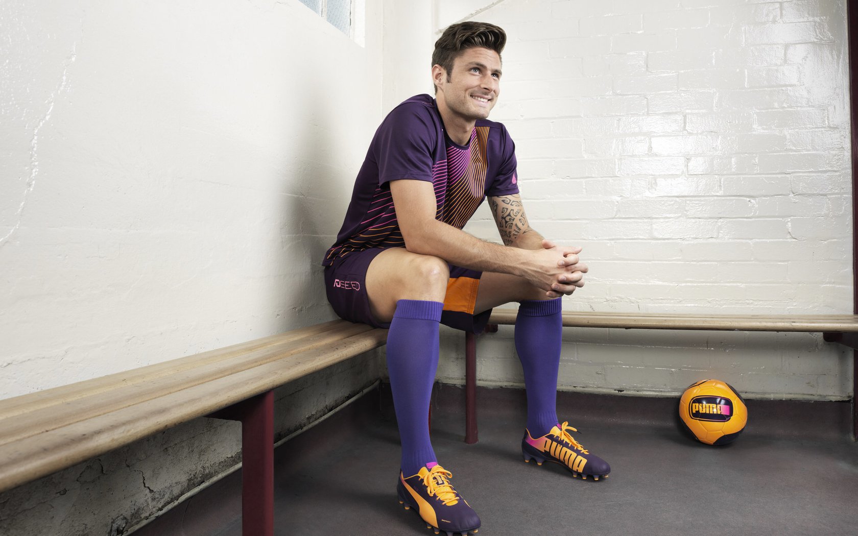 leyu乐鱼在线登录入口-【胡利奥·罗德里格斯新纪录】西雅图新星单场三全垒打，西雅图理查德罗素