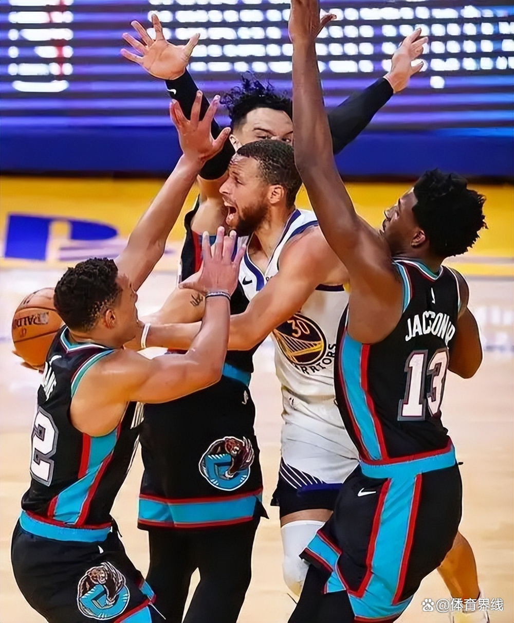 关于乐鱼体育：勇士队战术调整：科尔计划增加错位进攻战术的信息