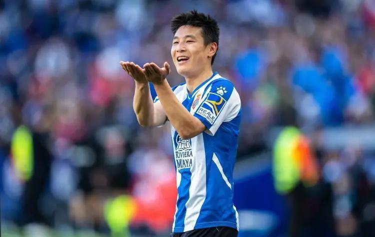 包含乐鱼体育:武磊接受媒体采访：分享留洋经验，鼓励年轻球员坚持梦想的词条