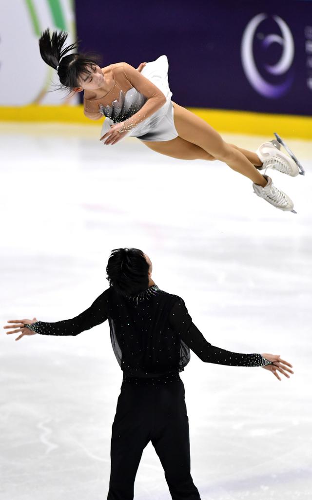 关于乐鱼体育:世界花样滑冰锦标赛的精彩瞬间，让人叹为观止的信息